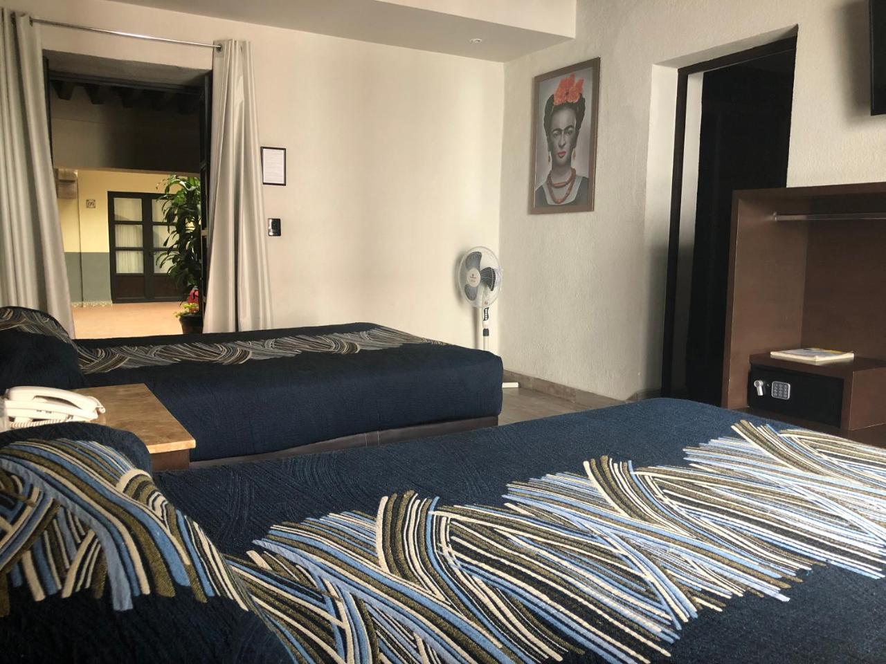 Frida Hotel 3*