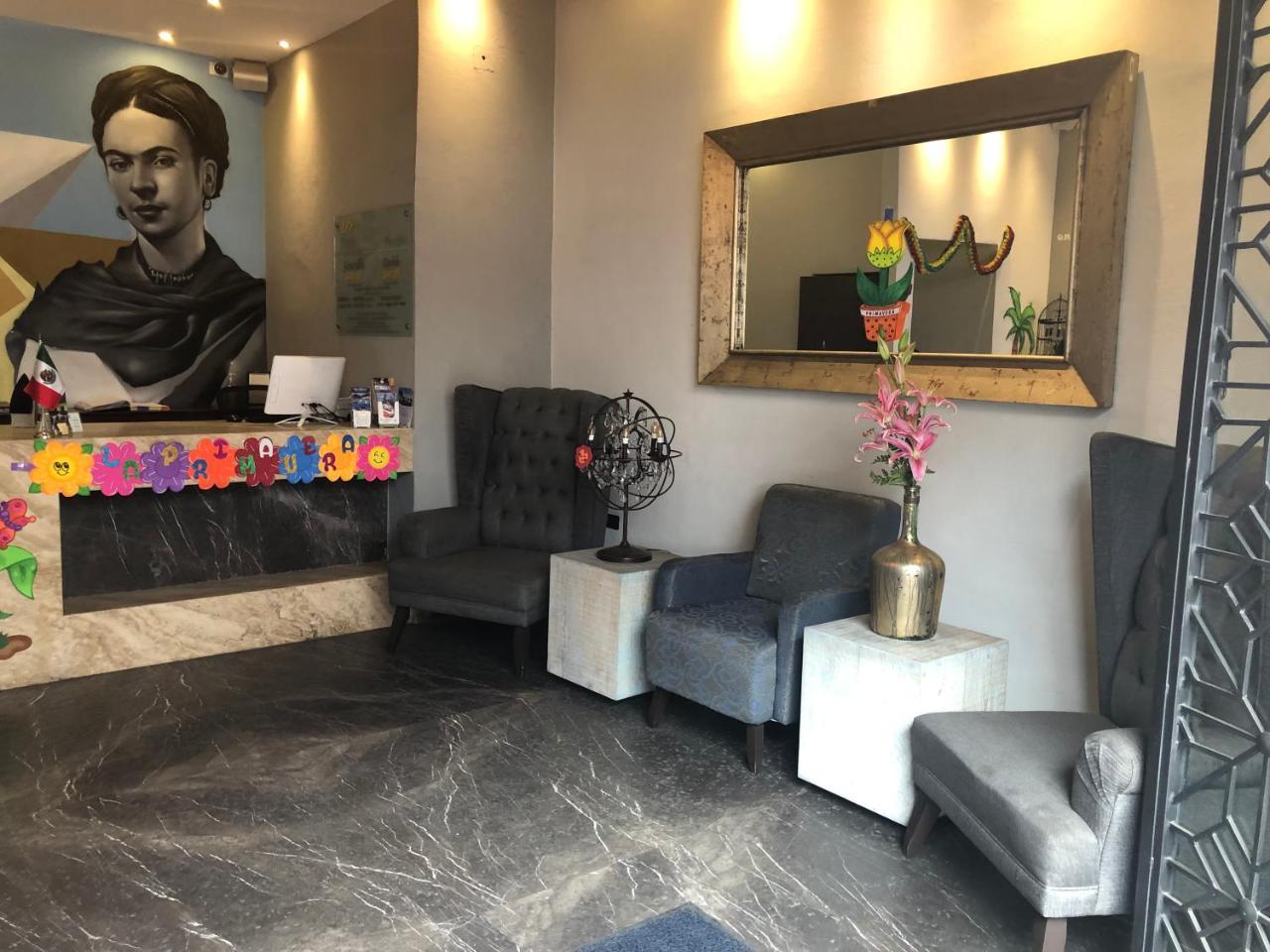 Frida Hotel 3*